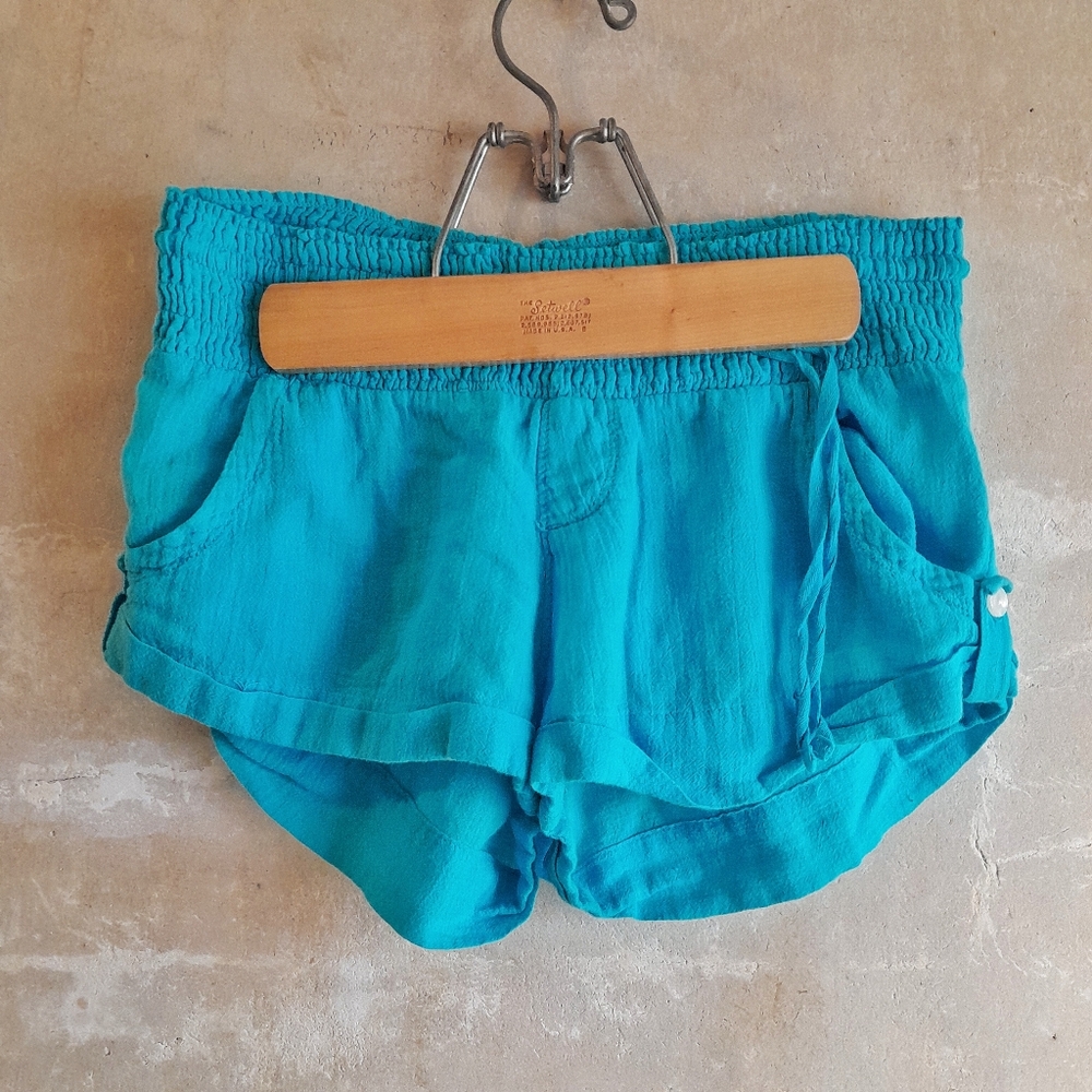 494a. vintage light blue Old Navy sheer cotton 2000s y2k mini shorts, XS